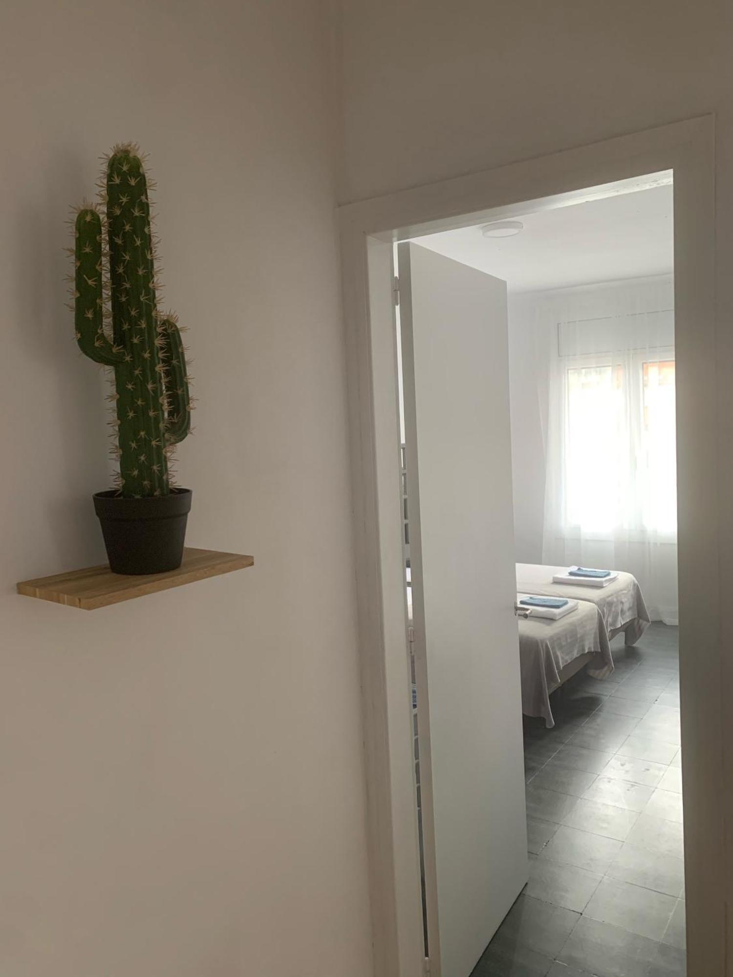 El Segon Pis Apartment Берга Екстериор снимка